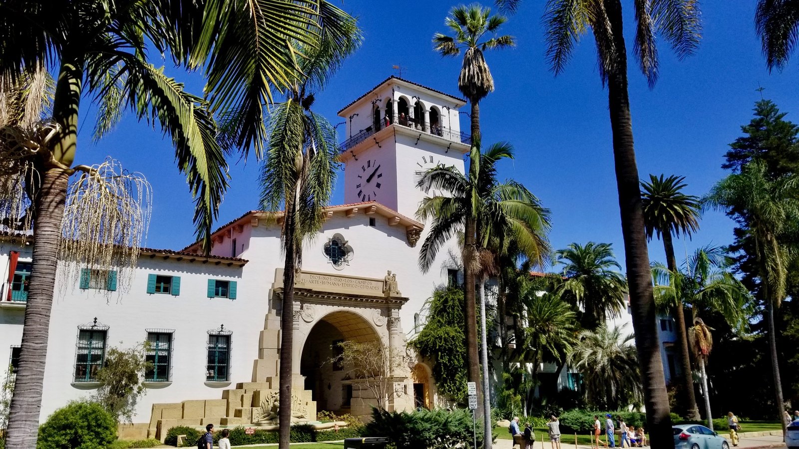 Santa Barbara County Courthouse and Spanish Colonial Revival architecture